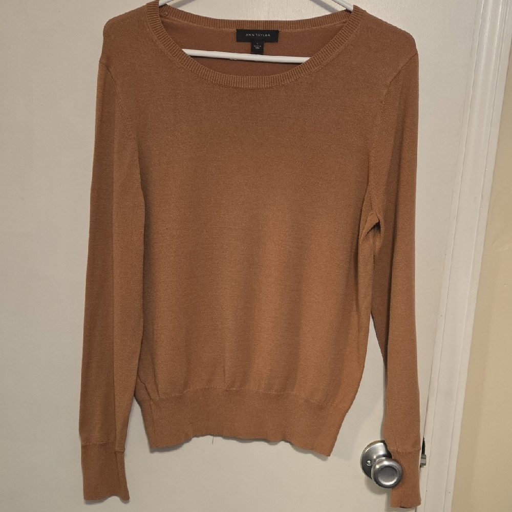 Ann Taylor Women's Camel Crew Neck Sweater